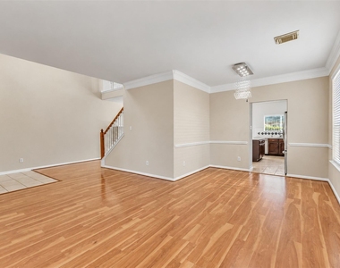 5406 Linden Grove Court - Photo Thumbnail 11