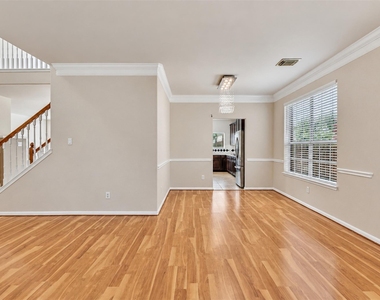 5406 Linden Grove Court - Photo Thumbnail 9