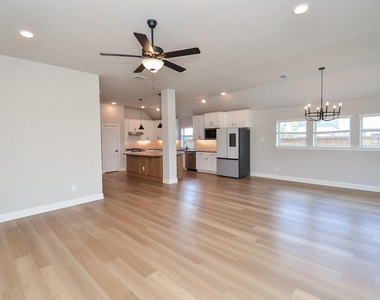 18426 Bluebird Branch Lane - Photo Thumbnail 14