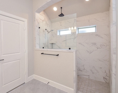 18426 Bluebird Branch Lane - Photo Thumbnail 17