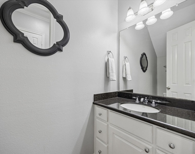 1423 Nashua Street - Photo Thumbnail 18
