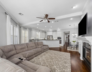 1423 Nashua Street - Photo Thumbnail 2