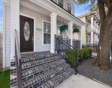 1423 Nashua Street - Photo Thumbnail 4