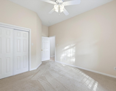 16739 Barcelona Drive - Photo Thumbnail 20
