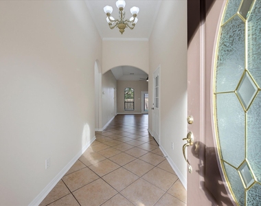 16739 Barcelona Drive - Photo Thumbnail 5