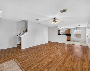 7275 Caracara Drive - Photo Thumbnail 9