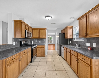 7275 Caracara Drive - Photo Thumbnail 4
