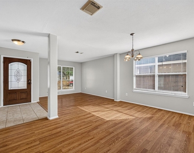 7275 Caracara Drive - Photo Thumbnail 1