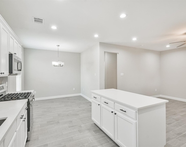 7524 E Maxroy Street - Photo Thumbnail 10