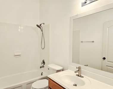 20610 Raingreen Drive - Photo Thumbnail 17