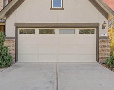 2159 Blossomcrown Drive - Photo Thumbnail 3