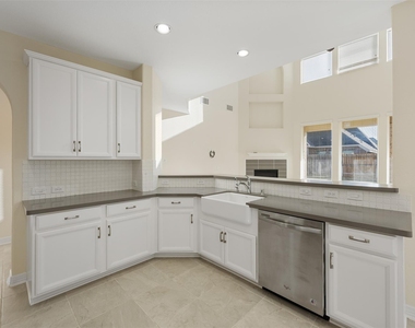 2159 Blossomcrown Drive - Photo Thumbnail 13