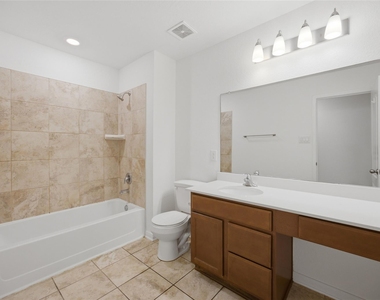 16511 Chill Brook Dr - Photo Thumbnail 5