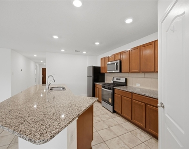 16511 Chill Brook Dr - Photo Thumbnail 17