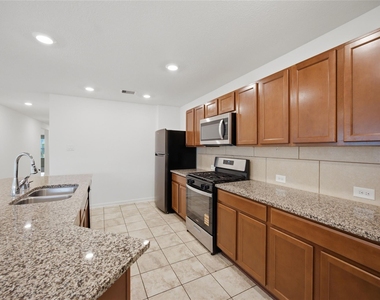 16511 Chill Brook Dr - Photo Thumbnail 18