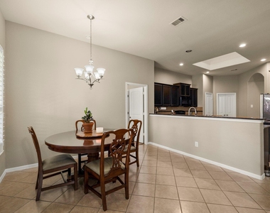 1046 Cedar Lake Court - Photo Thumbnail 15