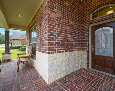 1046 Cedar Lake Court - Photo Thumbnail 2