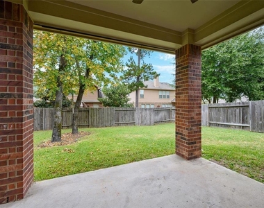 1046 Cedar Lake Court - Photo Thumbnail 27