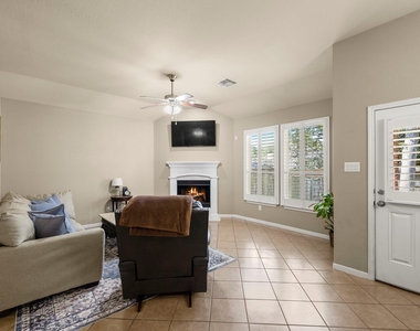 1046 Cedar Lake Court - Photo Thumbnail 13