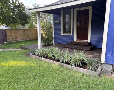5122 Larkin Street - Photo Thumbnail 27