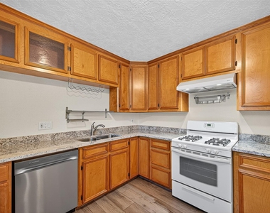 5122 Larkin Street - Photo Thumbnail 7