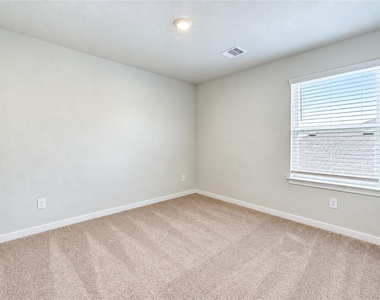 4011 Windy Whisper Drive - Photo Thumbnail 35
