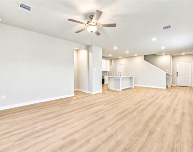 4011 Windy Whisper Drive - Photo Thumbnail 16