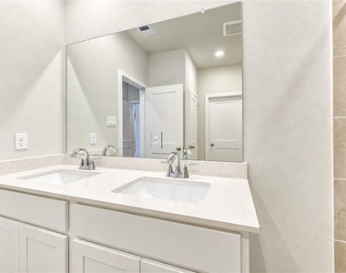 4011 Windy Whisper Drive - Photo Thumbnail 19