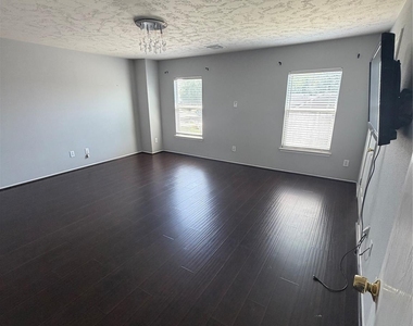 7618 Childersburg Court - Photo Thumbnail 18