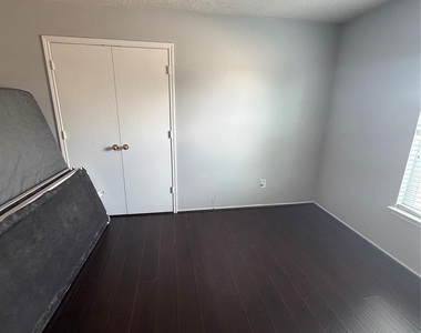 7618 Childersburg Court - Photo Thumbnail 23