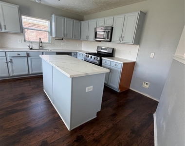 7618 Childersburg Court - Photo Thumbnail 8