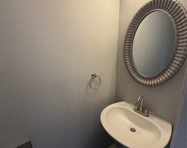 7618 Childersburg Court - Photo Thumbnail 10