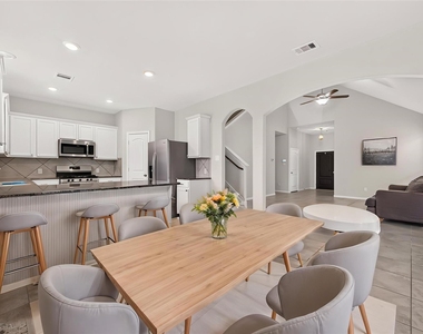 20223 Highfield Park Drive - Photo Thumbnail 8