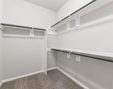 3611 Giorgio Pastel Place - Photo Thumbnail 19