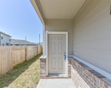 3611 Giorgio Pastel Place - Photo Thumbnail 3