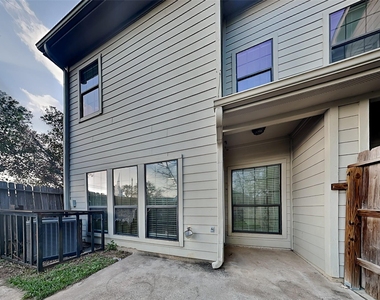 4202 Alvin Street - Photo Thumbnail 11