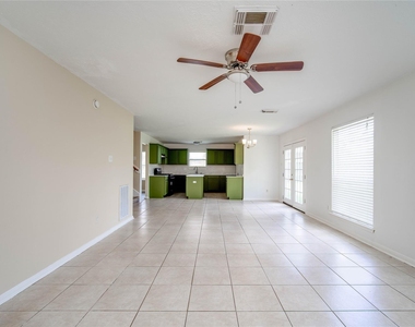 22810 W Waterlake Drive - Photo Thumbnail 15