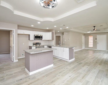 18910 Reynolds Park Drive - Photo Thumbnail 10