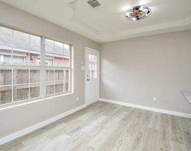 18910 Reynolds Park Drive - Photo Thumbnail 13