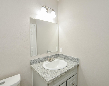 18910 Reynolds Park Drive - Photo Thumbnail 21