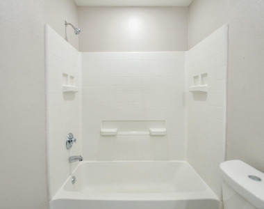 18910 Reynolds Park Drive - Photo Thumbnail 23