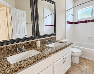 2018 Garden Terrace Drive - Photo Thumbnail 9