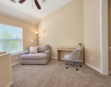 2018 Garden Terrace Drive - Photo Thumbnail 10