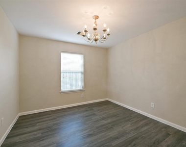 14902 Aberdeen Meadow Lane - Photo Thumbnail 7