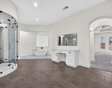 46 Kingwood Greens Drive - Photo Thumbnail 28
