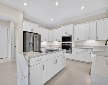 46 Kingwood Greens Drive - Photo Thumbnail 19