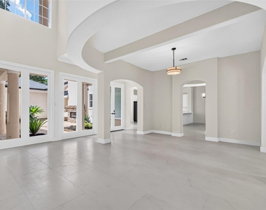 46 Kingwood Greens Drive - Photo Thumbnail 12