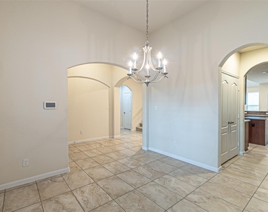 17626 Sauki Lane - Photo Thumbnail 5