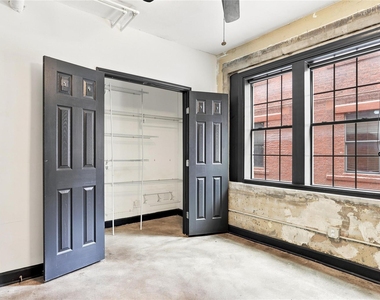 6827 Avenue C - Photo Thumbnail 7