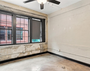 6827 Avenue C - Photo Thumbnail 6